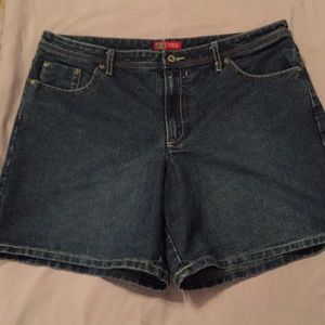 Plus size jean shorts SZ 16